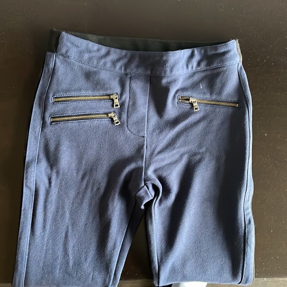 BCBG Pants blue with side strike black, XS. - Picture 2 of 5